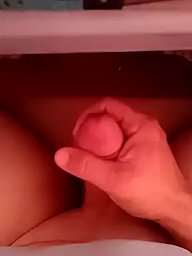 Snapshot of asil1710 chatting on 23, 12, 2024 asil1710 online show from 23, 12, 2024