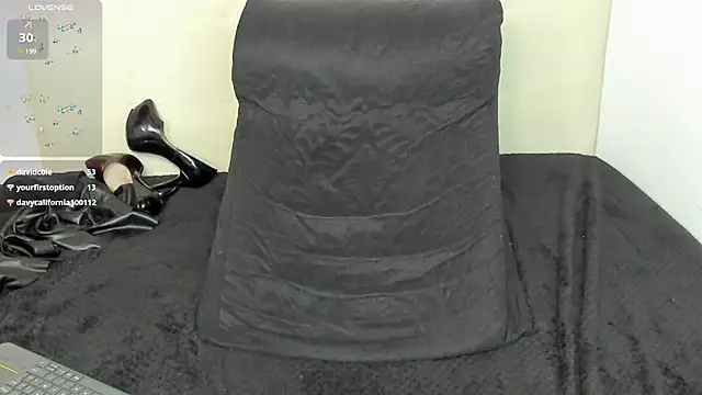 Azahara Amin  online show from 13, 1, 2025