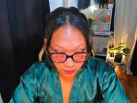 Mistress Jolens online show from 23, 2, 2025