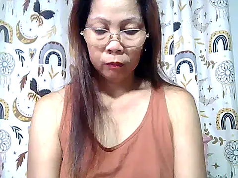 urwife tobe online show from 10, 4, 2026