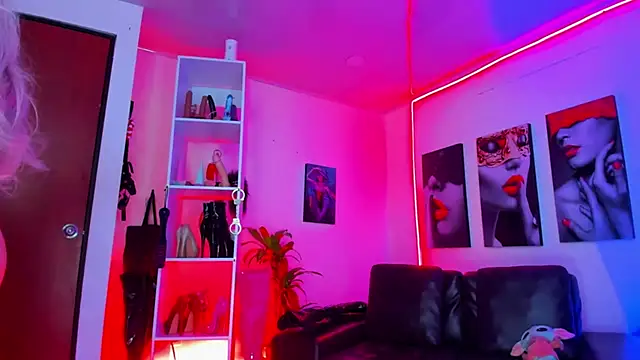 Snapshot of kayilyn chatting on 22, 2, 2025 kayilyn online show from 22, 2, 2025