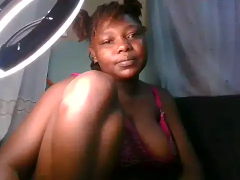 Snapshot of freaky-hotgal001 chatting on 14, 7, 2026 freaky-hotgal001 online show from 14, 7, 2026