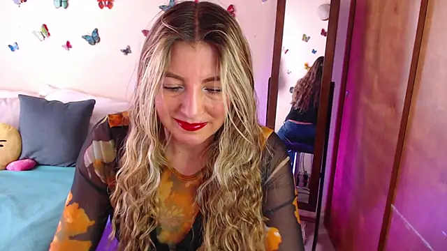 Snapshot of Jolie-Mature chatting on 2, 1, 2025 Jolie-Mature online show from 2, 1, 2025