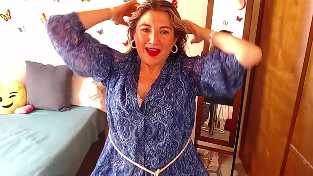 Snapshot of Jolie-Mature chatting on 7, 1, 2025 Jolie-Mature online show from 7, 1, 2025