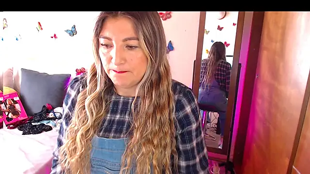 Snapshot of Jolie-Mature chatting on 20, 9, 2025 Jolie-Mature online show from 20, 9, 2025