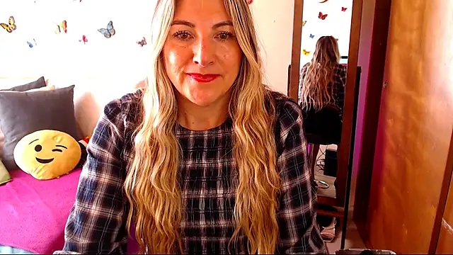 Snapshot of Jolie-Mature chatting on 19, 11, 2025 Jolie-Mature online show from 19, 11, 2025