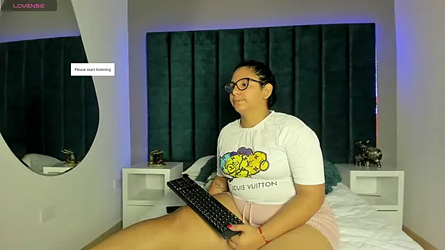 DanielleEvans  online show from 16, 1, 2026