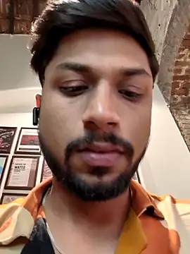  IRRESISTIBLE  online show from 22, 12, 2025