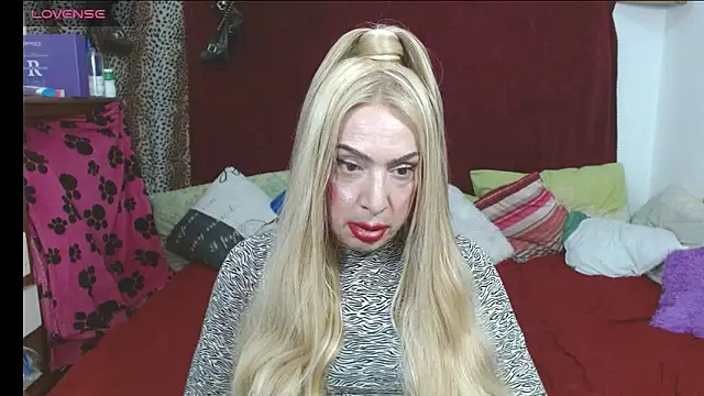 elena evans online show from 18, 4, 2026