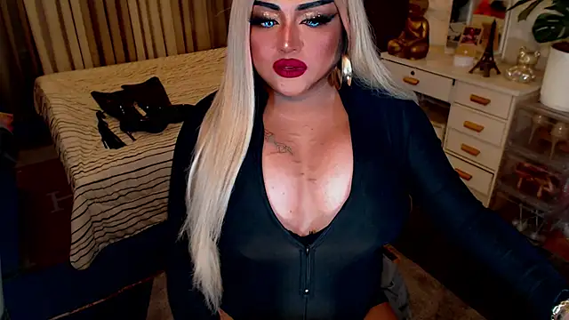 TiffanyWolf online show from 17, 9, 2025