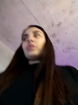 aisha es online show from 15, 3, 2025