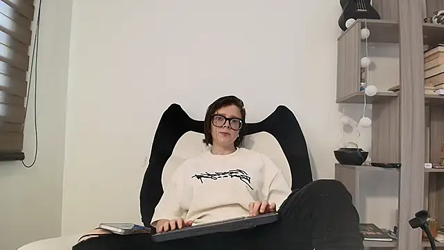 Arya starrk online show from 9, 3, 2026