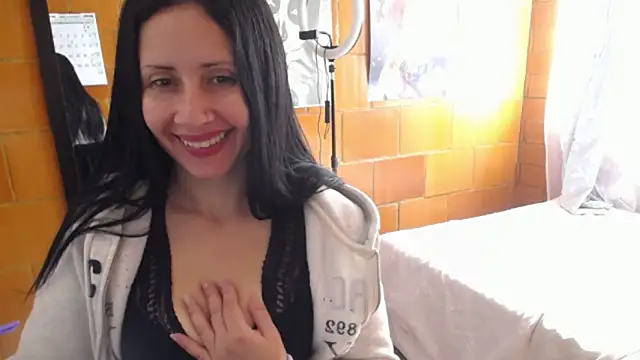 Snapshot of charlote_temple chatting on 20, 2, 2025 charlote temple online show from 20, 2, 2025