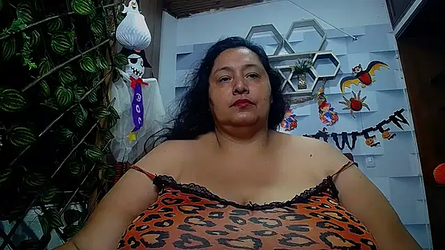 Snapshot of TistMature chatting on 20, 10, 2025 TistMature online show from 20, 10, 2025