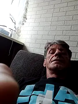 Tomyjumpxxxxx online show from 30, 9, 2025