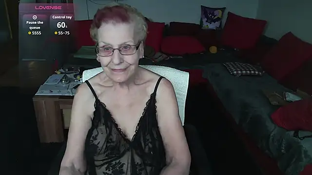 HeisseomaOriginal online show from 23, 11, 2025