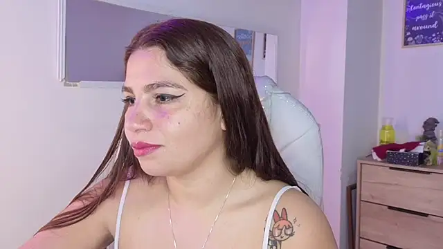 Snapshot of bluee_hazell chatting on 3, 6, 2026 bluee hazell online show from 3, 6, 2026