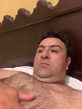 EmilianoGt online show from 28, 10, 2025