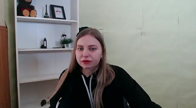 Snapshot of klerkarina chatting on 14, 2, 2025 klerkarina online show from 14, 2, 2025