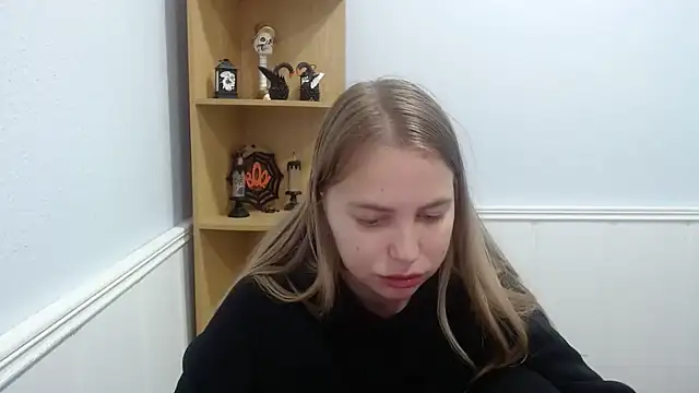 Snapshot of klerkarina chatting on 17, 10, 2025 klerkarina online show from 17, 10, 2025