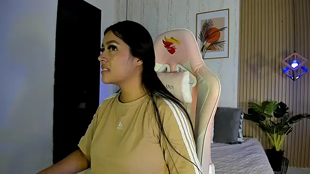 CameronCollins  online show from 10, 11, 2025