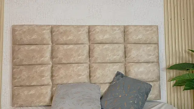 CameronCollins  online show from 11, 4, 2026