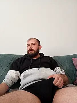 NiiiRvaNaa online show from 15, 11, 2025