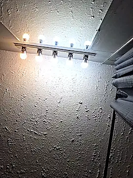 Snapshot of AriannaPena chatting on 19, 11, 2025 AriannaPena online show from 19, 11, 2025