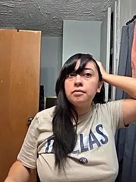 Snapshot of AriannaPena chatting on 22, 11, 2025 AriannaPena online show from 22, 11, 2025