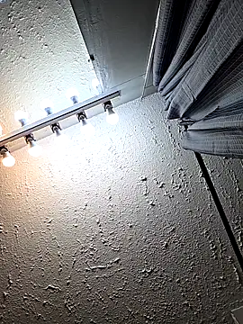 Snapshot of AriannaPena chatting on 26, 11, 2025 AriannaPena online show from 26, 11, 2025