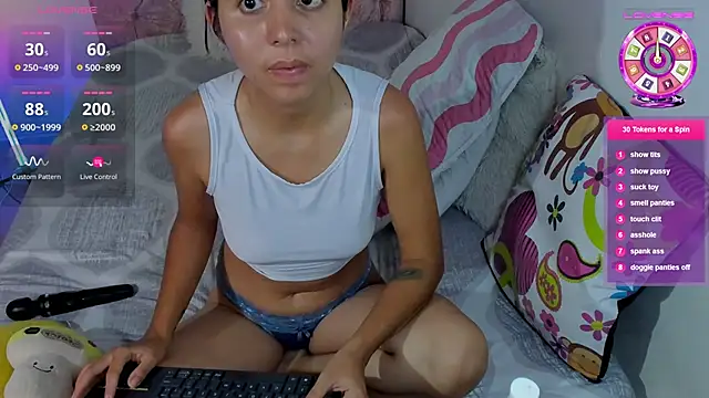 amy petite online show from 4, 6, 2026
