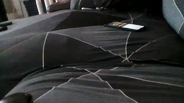 mickzizi online show from 15, 12, 2025