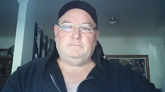 Snapshot of HOTANAL chatting on 14, 11, 2025 HOTANAL online show from 14, 11, 2025