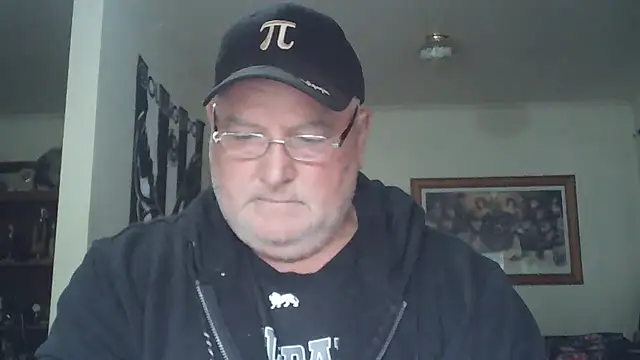 Snapshot of HOTANAL chatting on 23, 11, 2025 HOTANAL online show from 23, 11, 2025