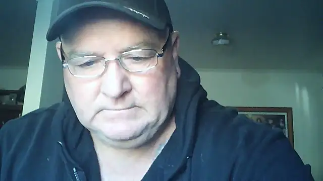 Snapshot of HOTANAL chatting on 2, 12, 2025 HOTANAL online show from 2, 12, 2025