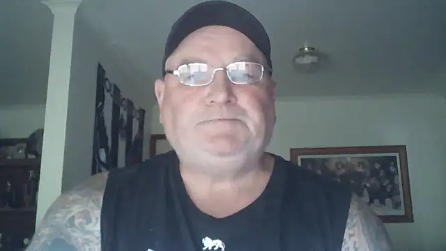 Snapshot of HOTANAL chatting on 19, 12, 2025 HOTANAL online show from 19, 12, 2025