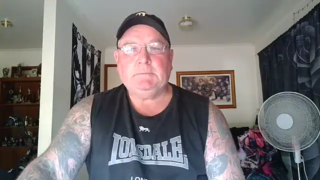 Snapshot of HOTANAL chatting on 4, 2, 2026 HOTANAL online show from 4, 2, 2026