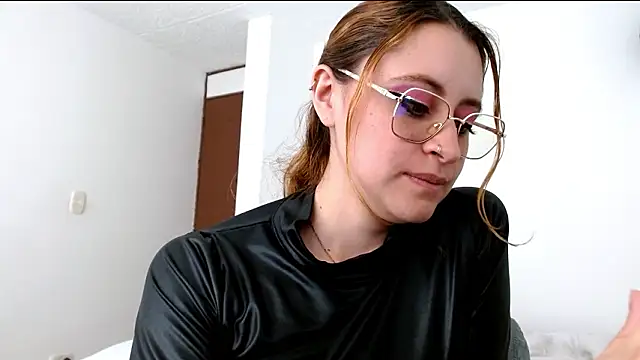 Snapshot of Juls_winter_ chatting on 17, 3, 2026 Juls winter online show from 17, 3, 2026