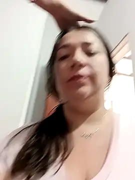 isabella rossse online show from 16, 1, 2025