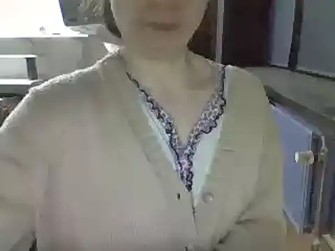 Moi Lina online show from 3, 1, 2025