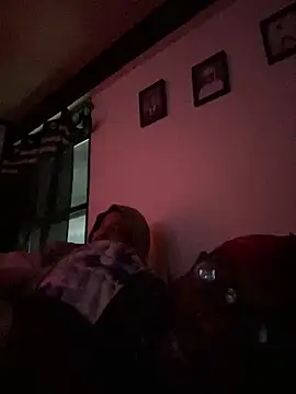 ChocolateBuns101 online show from 23, 12, 2024