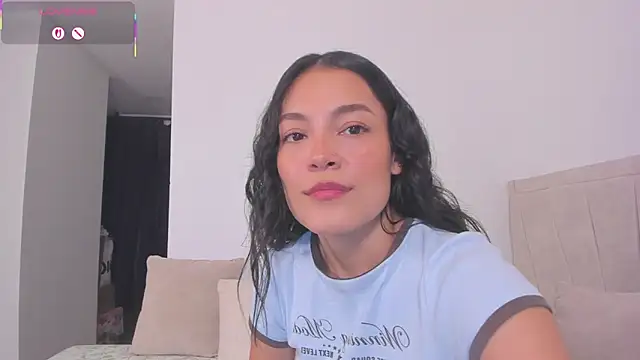Snapshot of TIFFANYRUSSO chatting on 27, 7, 2026 TIFFANYRUSSO online show from 27, 7, 2026