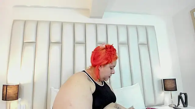 aandreaperez online show from 12, 11, 2025