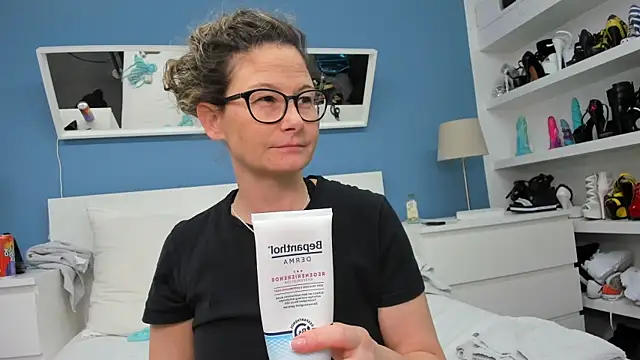 izzy-mendosa online show from 9, 3, 2025