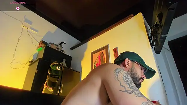 CamiloGray  online show from 11, 10, 2025