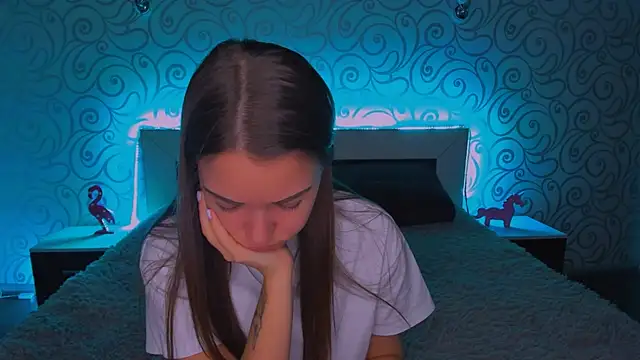 AlexaBarkley online show from 8, 12, 2024