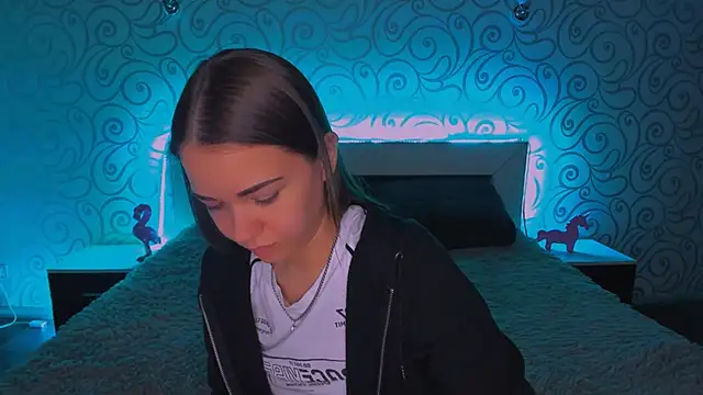 AlexaBarkley online show from 19, 12, 2024