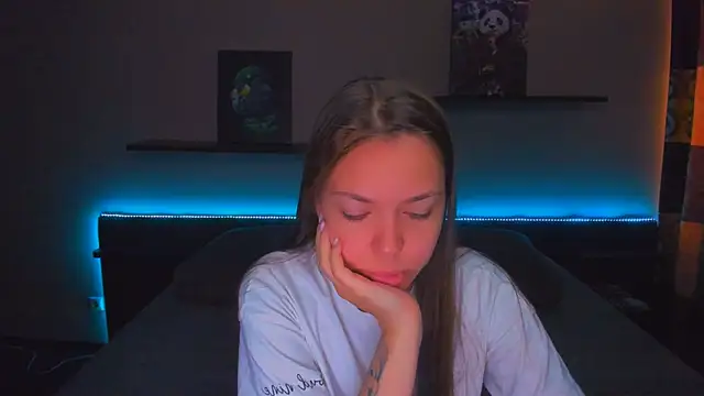 AlexaBarkley online show from 5, 6, 2026