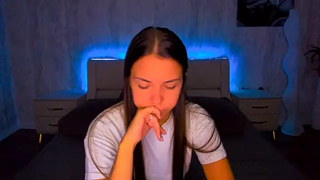 Snapshot of AlexaBarkley chatting on 14, 7, 2026 AlexaBarkley online show from 14, 7, 2026