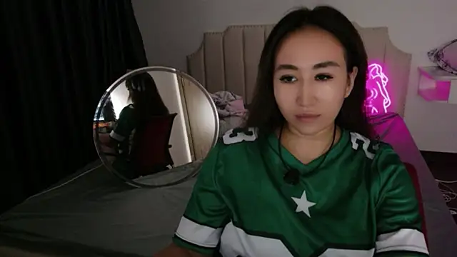 Snapshot of AsianQueens chatting on 14, 6, 2026 AsianQueens online show from 14, 6, 2026